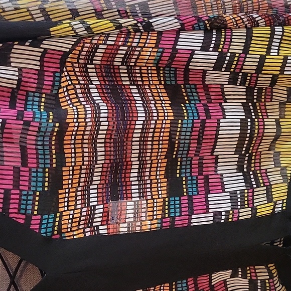 bebe brand Top size Large NWOT - Picture 2 of 10